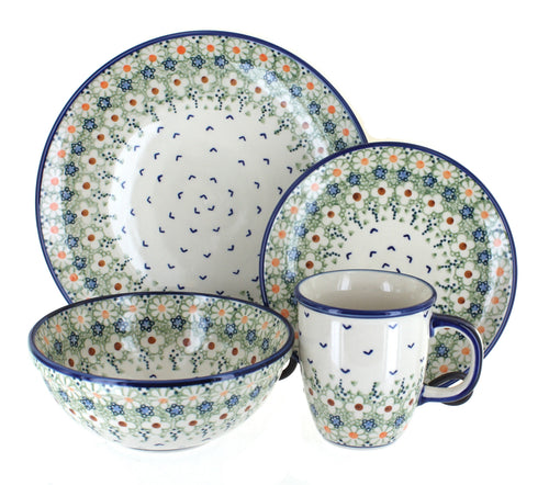 Polish Pottery Green Daisy 16 Piece Dinnerware Set