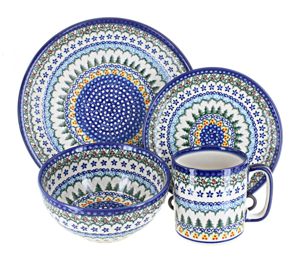 Holiday Pine 16 Piece Dinner Set