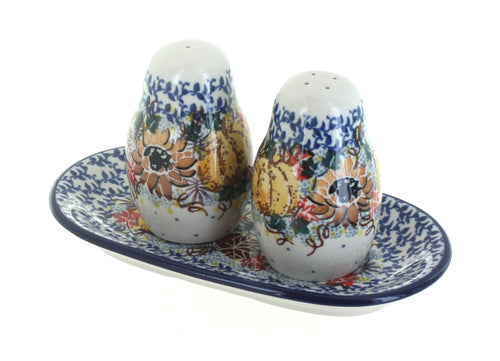 Polish Pottery Harvest Bounty Salt & Pepper Shakers with Tray