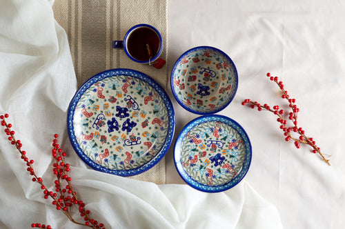 Christmas Bounty Cereal/Soup Bowl Polish Pottery