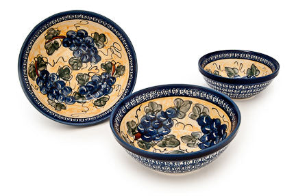 Grapes 3 Piece Serving Bowl Set Polish Pottery
