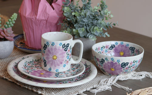 Lilac Garden 4 PC Place Setting - Service for 1 Polish Pottery