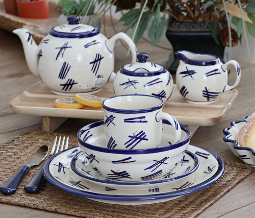 Zoe Medium Teapot Polish Pottery