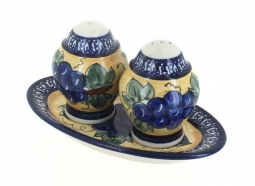 Grapes Salt & Pepper Shakers with Plate