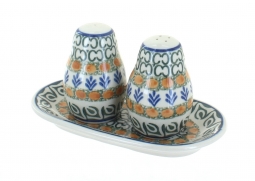 Herb Garden Salt & Pepper Shakers with Tray